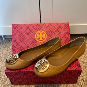 Tory burch ballet flats - tan size 6